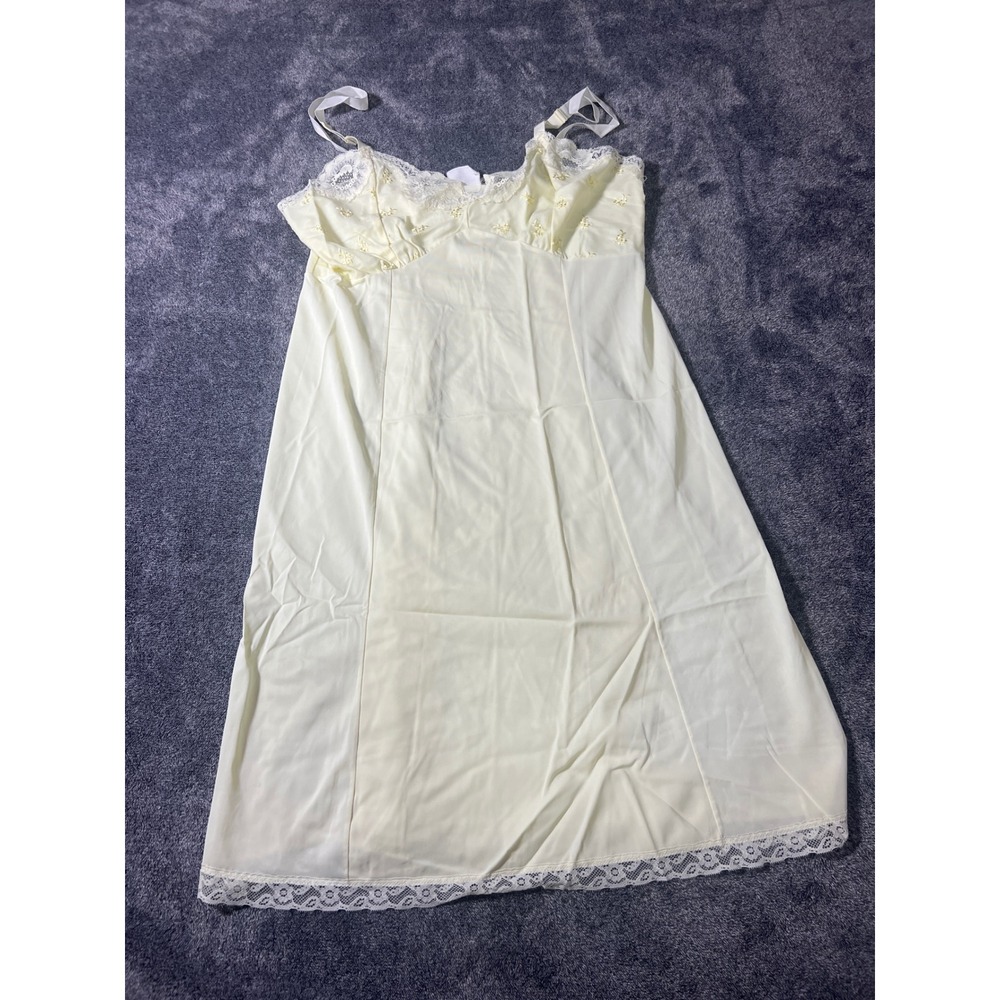 Vintage Philmaid Pale Yellow Lace Trim Floral Embroidered Full Slip Size 38
